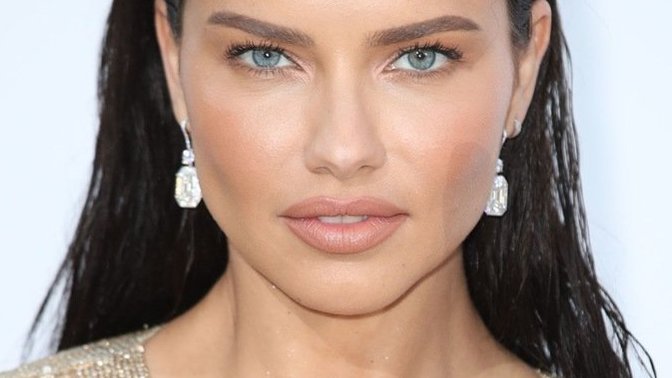 Adriana Lima artık yaşlandı! Onun yerini dolduracak güzel model kim olabilir?