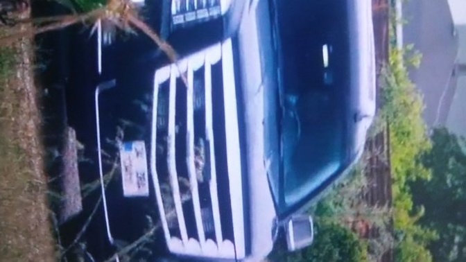 Resimdeki araba modeli ne bilen var mı?