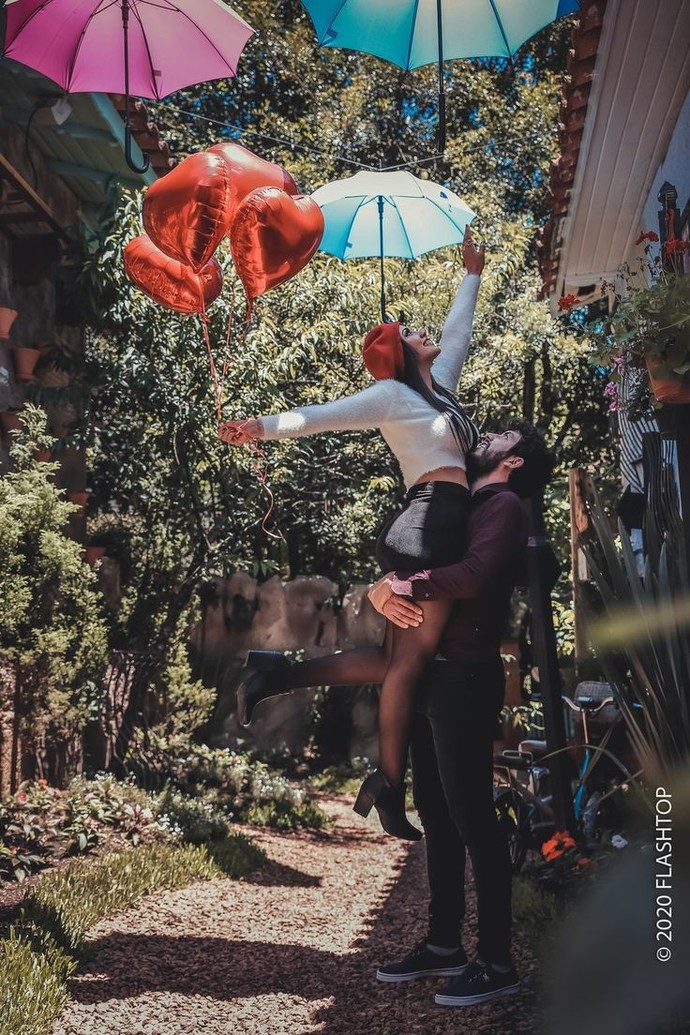 Seni seviyorum demeden seni seviyorum demiş gibi bir cümle kurar mısınız?