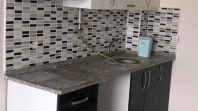 Hangi renk mutfak dolabı daha hoş sizce, hangisini yaptırsak?
