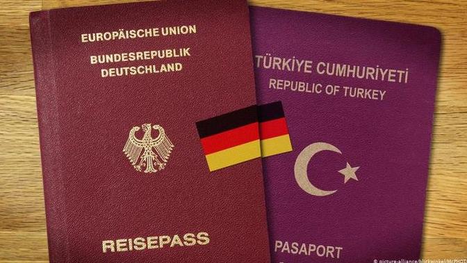 Almancıların çifte vatandaşlığı kaldırılmalı mı?