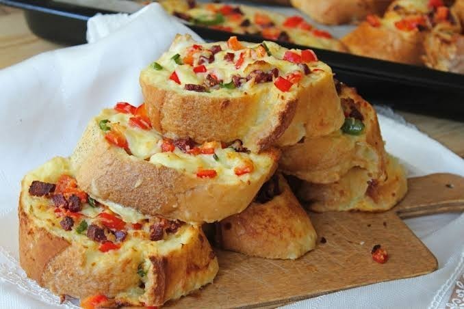 Bayat ekmeklerle yaratıcı tariflerin var mı?