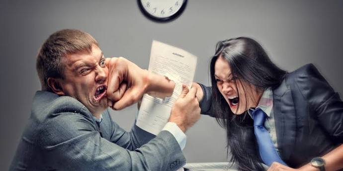 Sizden ayrılsın diye çaba sarf ettiğiniz bir ilişkiniz oldu mu?