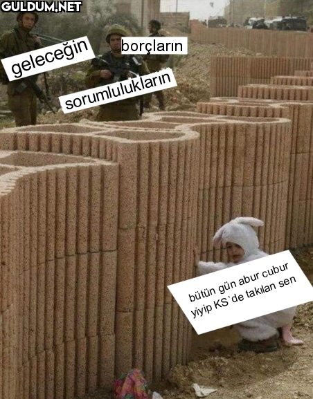 oda ne? bir koku, bir ses alıy...