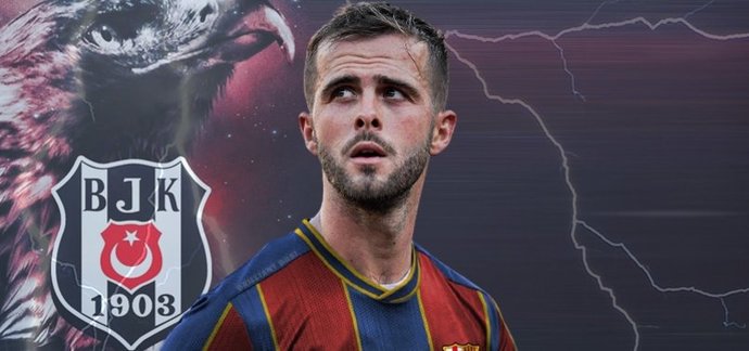 Beşiktaş Barcelonalı orta saha oyuncusu Miralem Pjanici 1 yıllığına kiraladı! Sizce Pjanic Beşiktaşta başarılı olabilir mi?