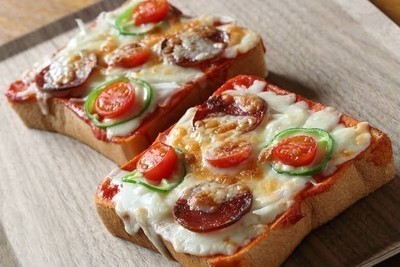 Sabah kahvaltısı icin hızlı yapılabilecek tarifiniz var mi?