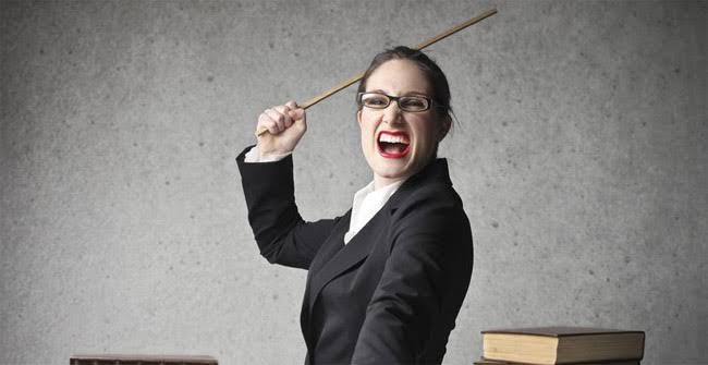 Çocuğunuz okulda öğretmeninden şiddet görse ne yaparsınız?