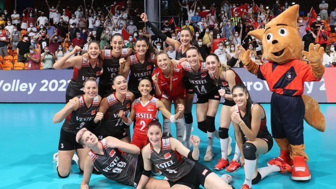 Filenin Sultanları, Sırbistan'a yenildi ve yarın üçüncülük maçına çıkacak. Ne düşünüyorsunuz?