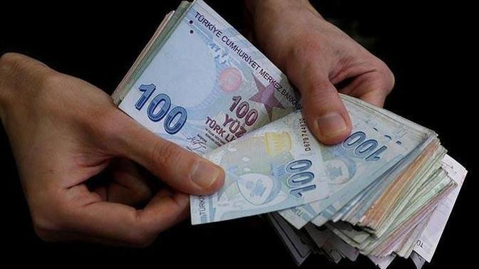 İnsanın cebinde para olunca insan bir başka mı hissediyor?