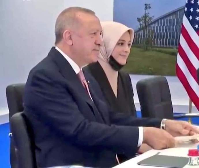 Türkiyenin başörtü karşıtlığını aştığını düşünüyor musunuz?