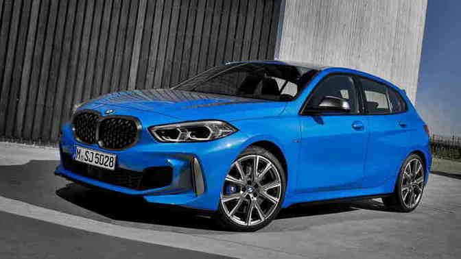 Sıfır araç alacağım, sizce Volvo V40 cross country mi yoksa BMW 1 serisi mi?