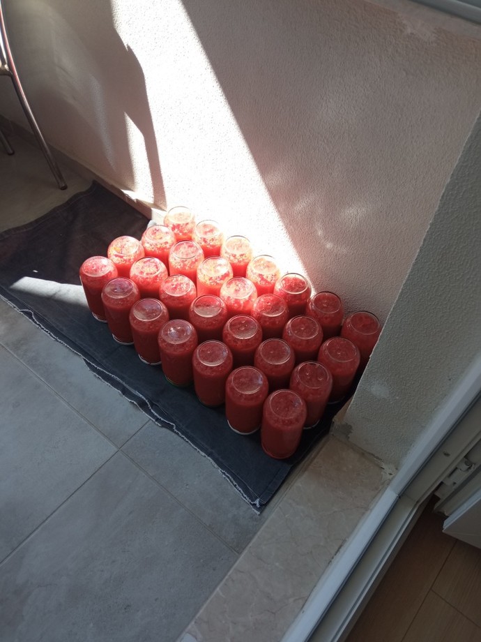 Domates konservesi sizde de yapılıyor mu?