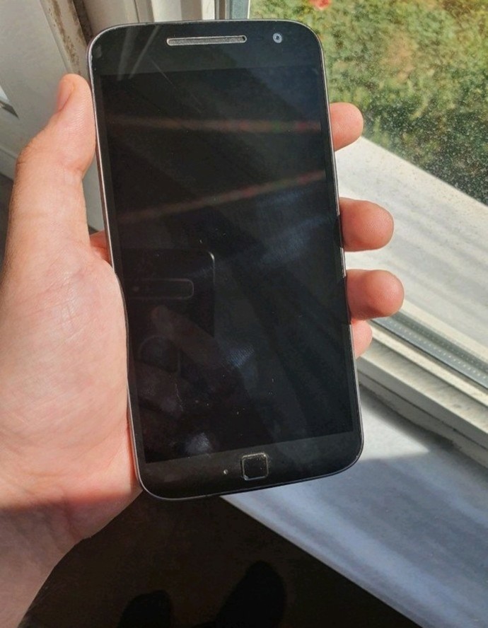 Bugüne kadar kaç farklı telefona sahip oldunuz ve en uzun süre kullandığınız hangisiydi?
