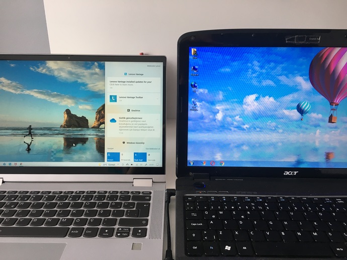 Hangi laptopun ekranı daha güzel?