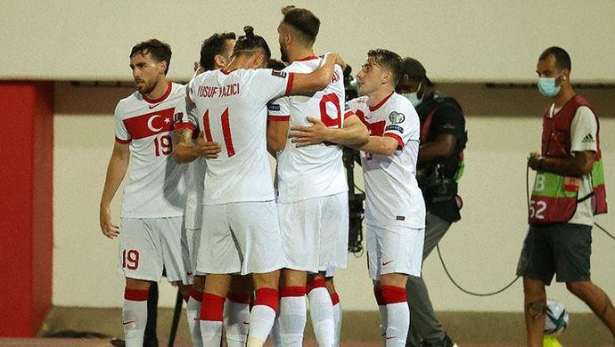 A Milli Futbol Takımımız, Hollandaya deplasmanda 6-1 yenildi. Sizce Norveç maçıyla durumu kurtarabilir miyiz?