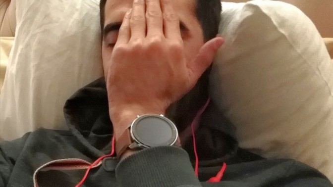 Kablolu kulaklık kullanmak kekoluk sayılır mı?