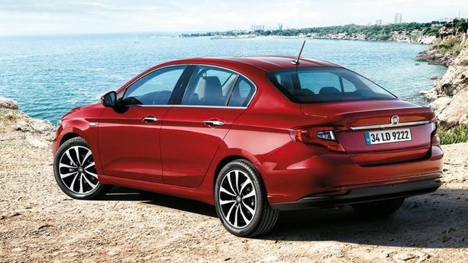 Fiat Egea nasıl bir araba? Binilir mi?
