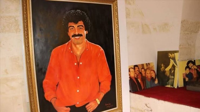 Fanatik hayranı olduğunuz bir ünlü var mı?
