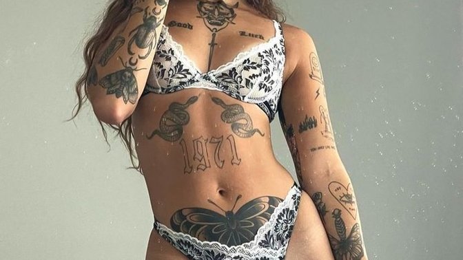 Dövmeli seks partnerini seksi bulur musunuz?