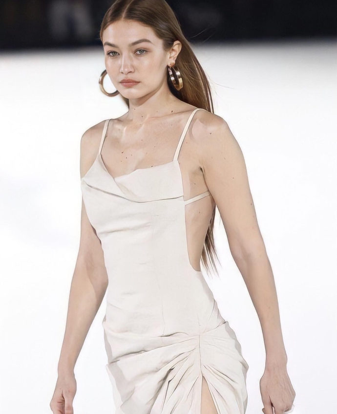 Gigi Hadid 10 üzerinden kaç güzel?
