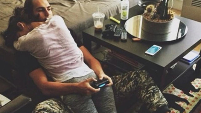 Gamer sevgili mi yoksa Gamer kardeş mi daha kötü?