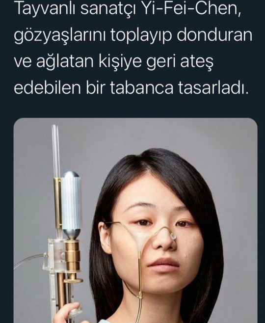 Gözyaşlarını silah olarak kullanan kadınlar hakkında ne düşünüyorsunuz?
