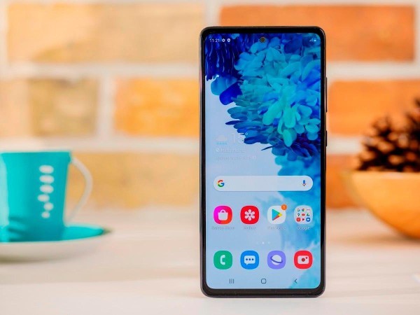 Arkadaşlar bana telefon önerir misiniz?