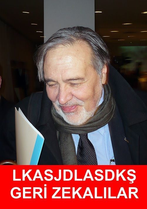 Emin olun kızlar tipe değil adamlığa bakıyor desem yalan olur tipe bakıyoruz dimi kızlar fkfkkfkkffydldlldsl?
