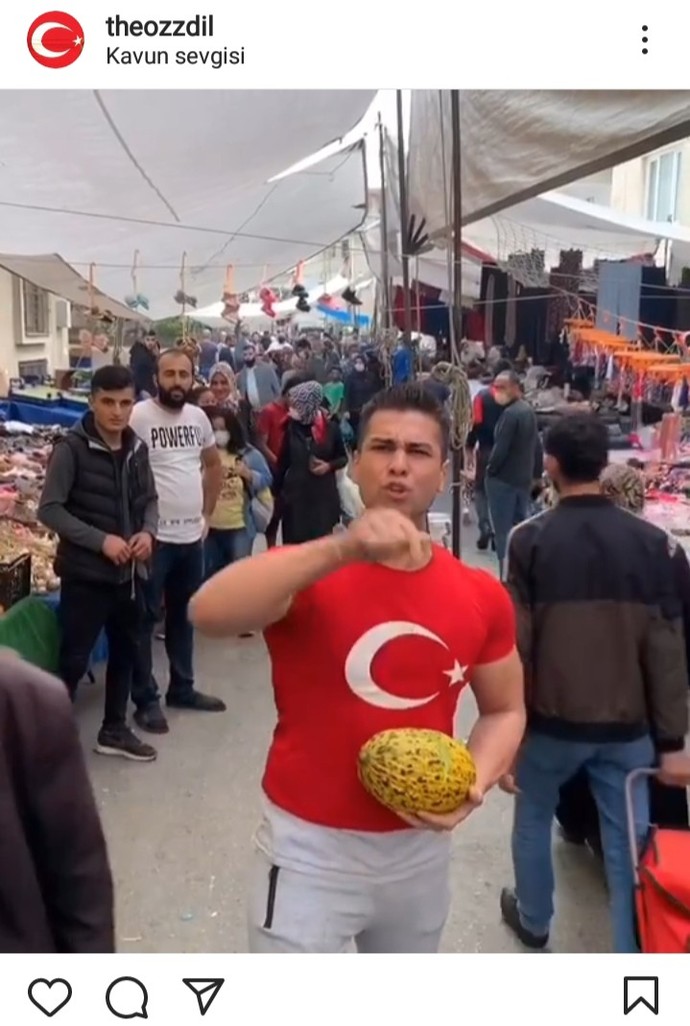 Sizce Kaan Özdil akıl hastası mı?