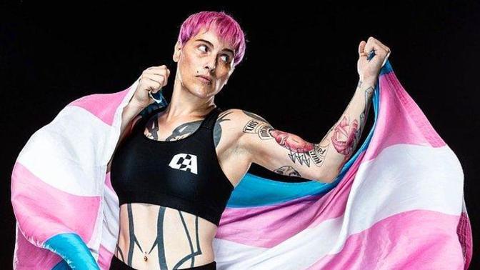 MMA dövüşlerine katılan trans birey rakibini yendi! Trans sporcuların kadın sporlarına katılması kadınlar için haksızlık mı?