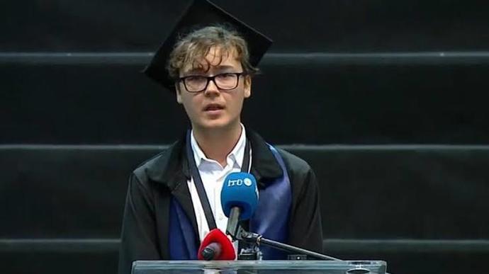 İTÜlü gençten bomba açıklama: Hegemonların elinde yozlaşan bu sistemi değiştireceğiz. Türkiyenin geleceğinde umut var mı?
