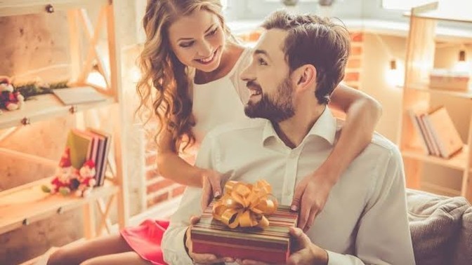 Sevgilinizin, size aldığı pahalı hediyeler karşısında mahçup olur musunuz?