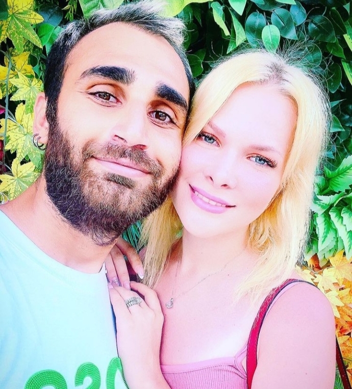 Hollandalı TikTok fenomeni Alina Gündüz sizce güzel mi?