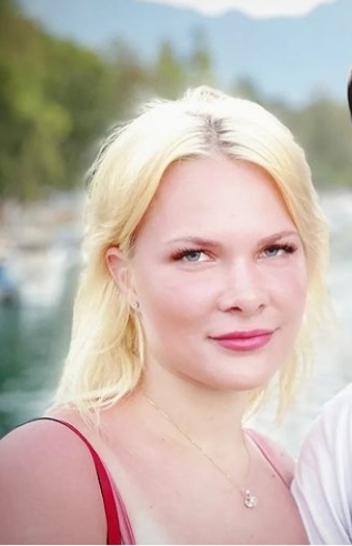 Hollandalı TikTok fenomeni Alina Gündüz sizce güzel mi?