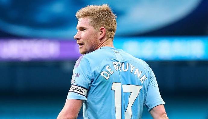 Futbolda aşağıdaki hangi orta saha üçlüsünün takımınızda olmasını isterdiniz ?