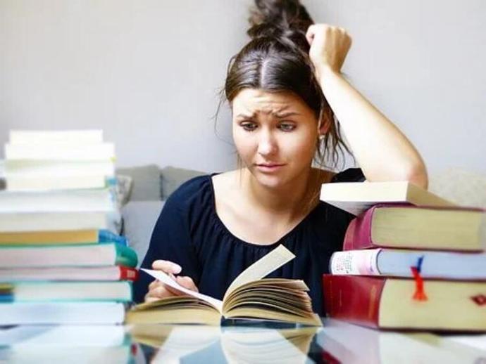 Üniversiteler 2021-2022 öğretim yılında da online eğitime geçer mi?