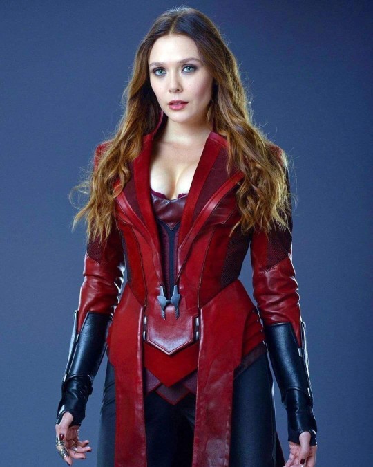 Sizce Elizabeth Olsen çekici mi?