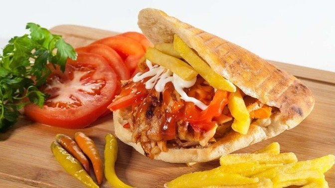 Dönerde ketçap ve mayonez sever misiniz?