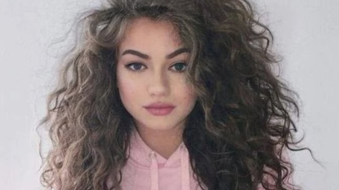 Saçlarınızı ömür boyu tek bir şekile sokma şansınız var diyelim bu hangi model olurdu?