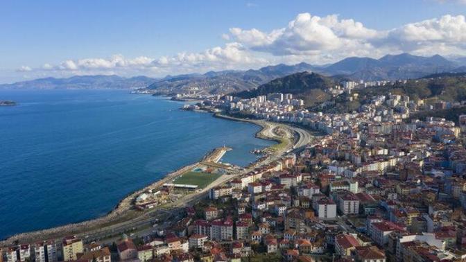 Karadeniz'in en güzel şehri sizce Samsun mu Trabzon mu?