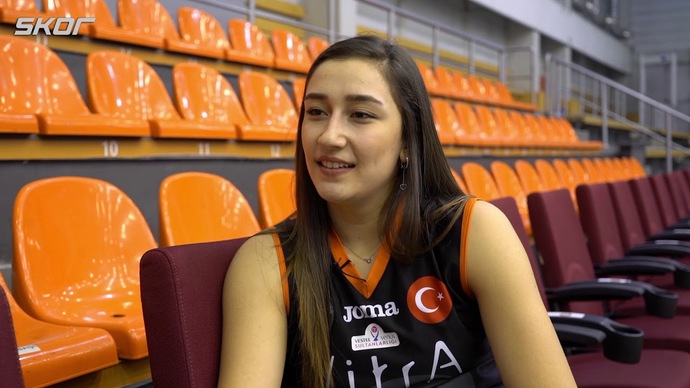 En güzel Milli Voleybolcu kim?