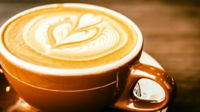 Kahve tüketirken sütlü mü tercih edersiniz yoksa sade ve sert kahvelerimi tercih edersiniz?