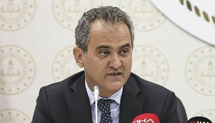 Milli Eğitim Bakanı Mahmut Özer “Okulları kapatmak söz konusu bile değil.” dedi. Ne düşünüyorsunuz bu konuda?