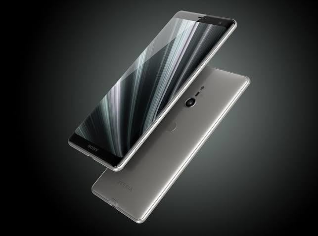 Android ve iPhone telefonlarda kablosuz şarj olan modeller hangileri?