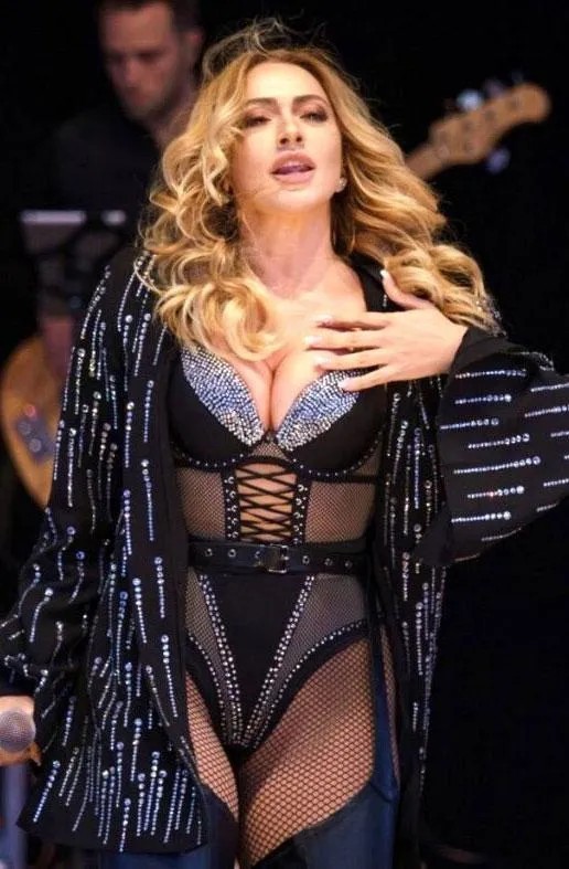 Hadise güzel ve çekici mi?