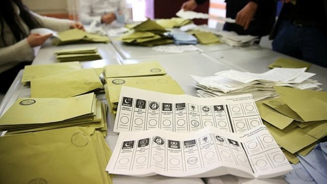 Yarın seçim olsa, hangi ittifaka veya partiye oy vermeyi düşünüyorsunuz?