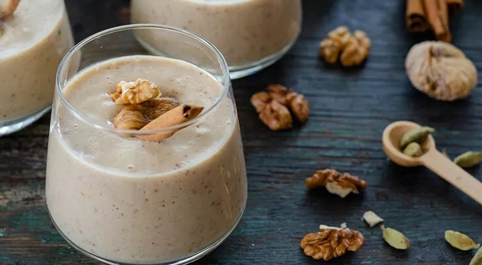 Öğün yerine geçen besleyici shake tarifleri nelerdir?