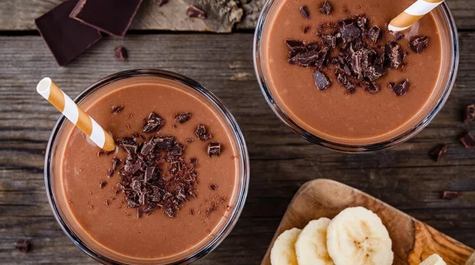Öğün yerine geçen besleyici shake tarifleri nelerdir?