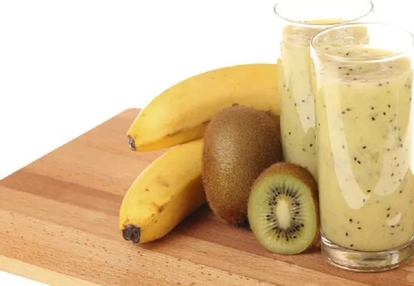 Öğün yerine geçen besleyici shake tarifleri nelerdir?