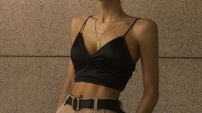 Bralet giymenin nesi absürtlük?